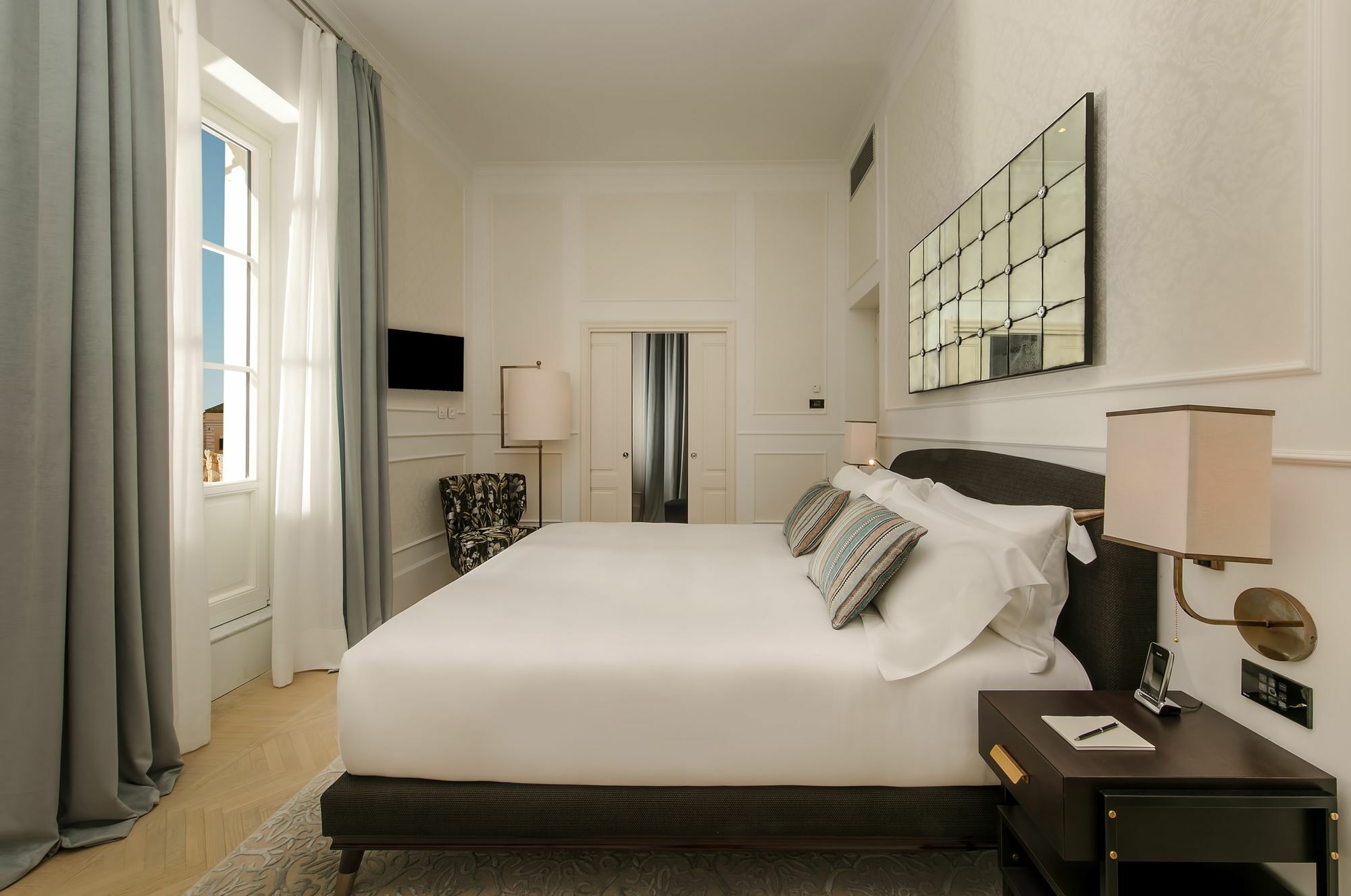 Hotel Vilon - Small Luxury Hotels Of The World Rome Bagian luar foto